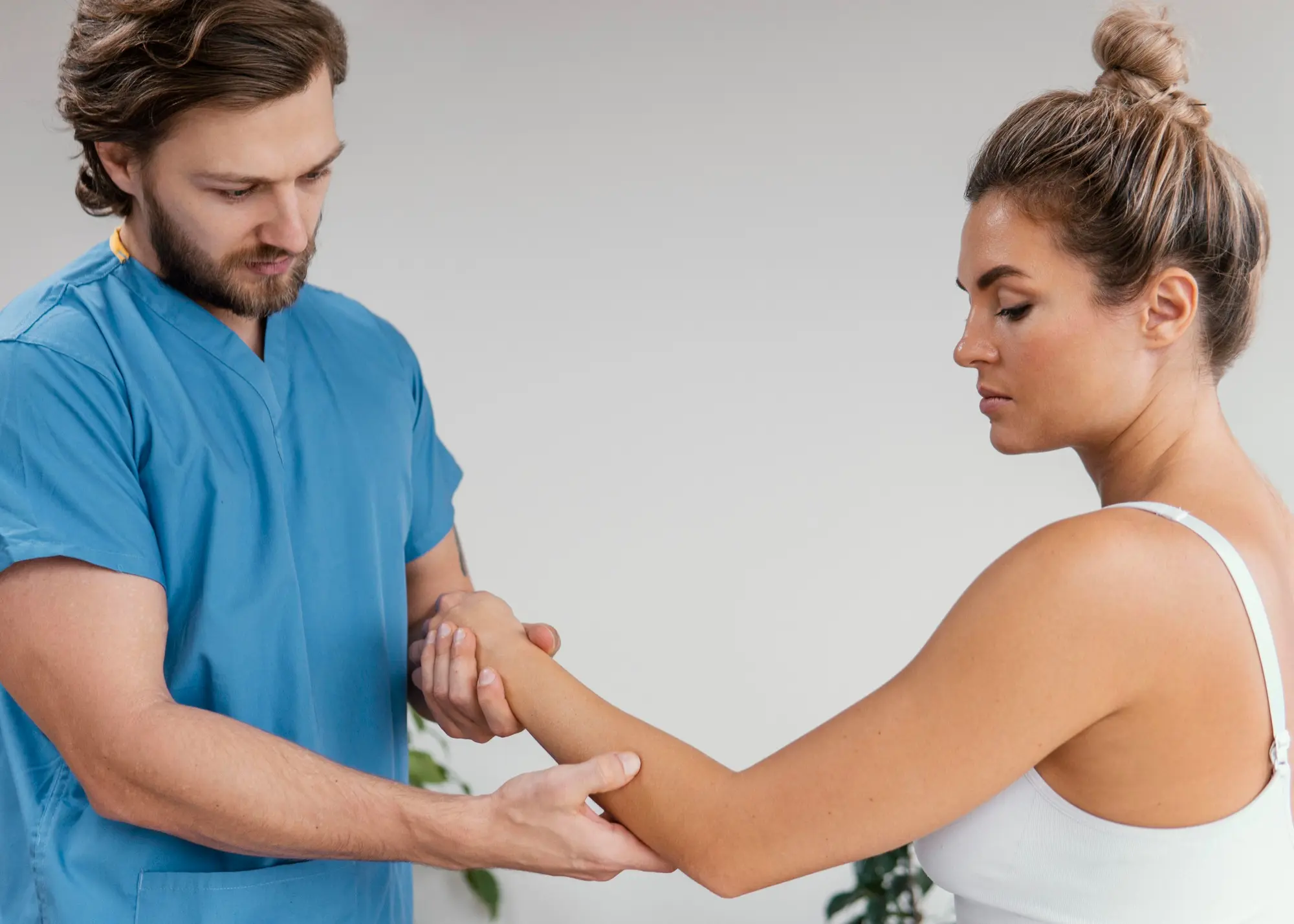 beautiful-smile-young-woman-with-healthy-white-teeth-min(1)